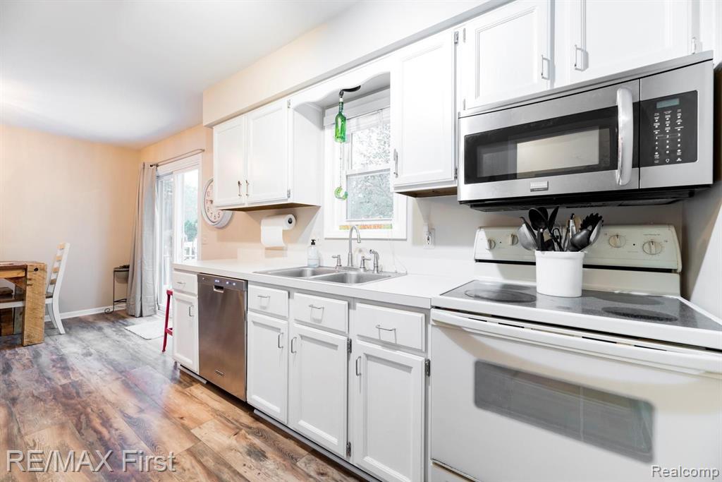 1356 Miller Road Lake Orion, MI 48362 - Photo 30 of 50