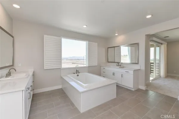 $6,300 | 132 Chorus, Irvine, CA 92618