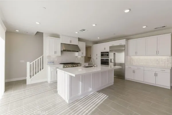 $6,300 | 132 Chorus, Irvine, CA 92618