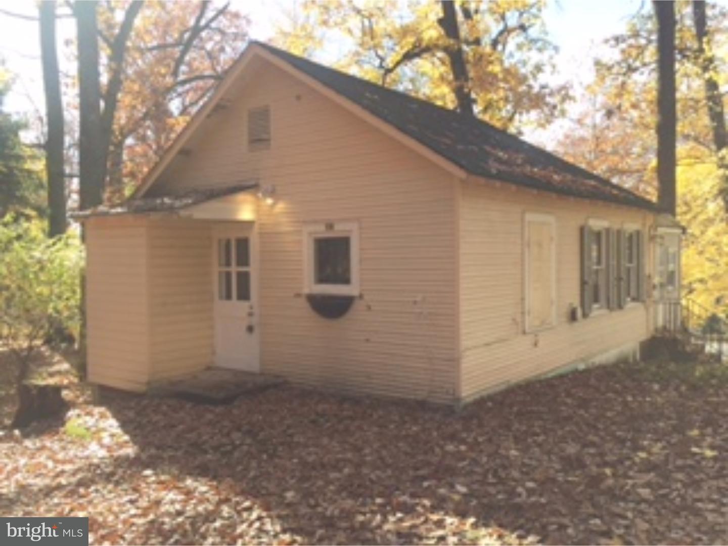 18 Mannerchor Road Temple, PA 19560 - Photo 3 of 16