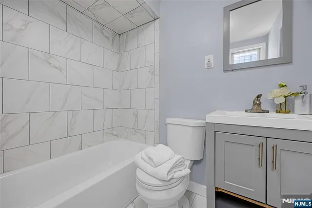 $397,900 | 1088 Grove Street, Irvington, NJ 07111