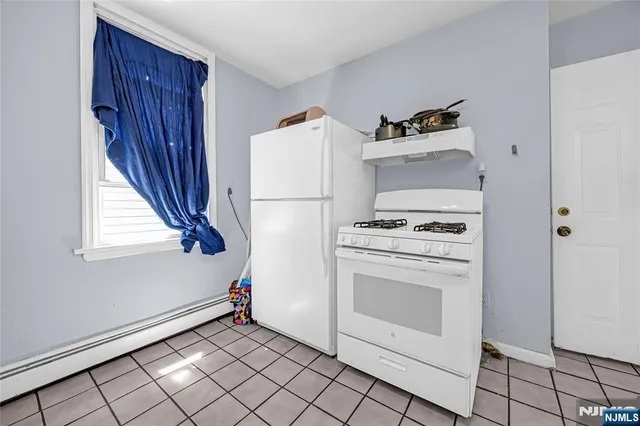 $397,900 | 1088 Grove Street, Irvington, NJ 07111