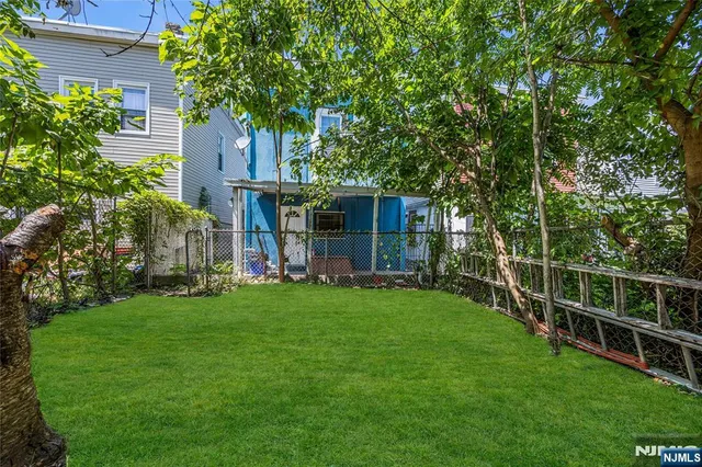 $397,900 | 1088 Grove Street, Irvington, NJ 07111