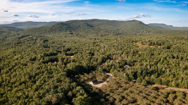 $299,900 | 120 Harbor Road, Bryant Pond, ME 04219