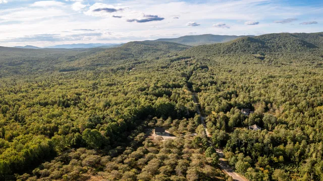 $299,900 | 120 Harbor Road, Bryant Pond, ME 04219