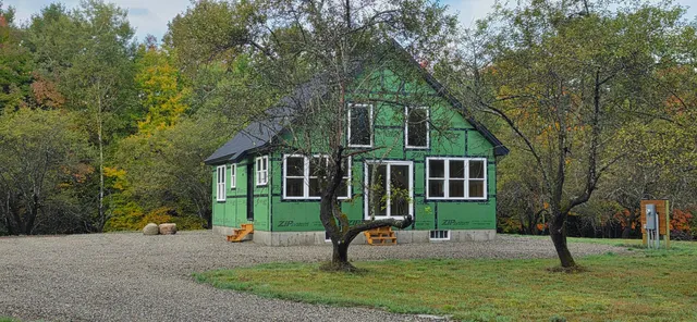 $299,900 | 120 Harbor Road, Bryant Pond, ME 04219