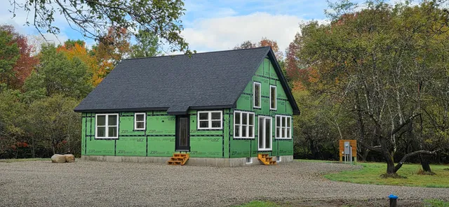 $299,900 | 120 Harbor Road, Bryant Pond, ME 04219