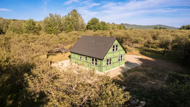 $299,900 | 120 Harbor Road, Bryant Pond, ME 04219