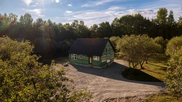 $299,900 | 120 Harbor Road, Bryant Pond, ME 04219