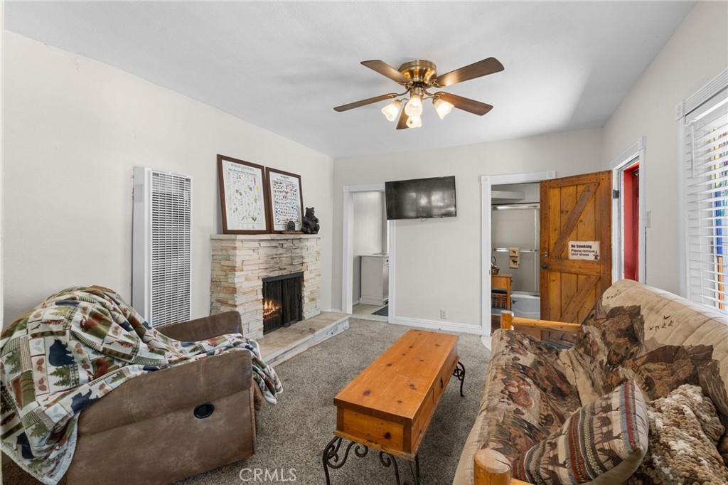 23898 Springwater Road Crestline, CA 92325 - Photo 15 of 30