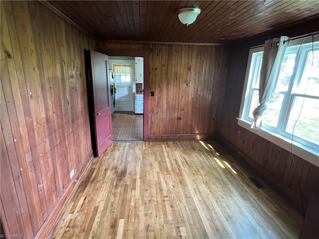 3537 Mathis Mill Road Roaring River, NC 28669 - Photo 3 of 28