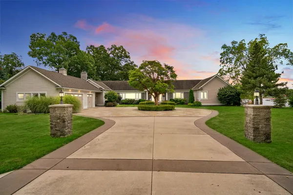 $1,299,000 | 179 Wheaton Avenue, Battle Creek, MI 49015