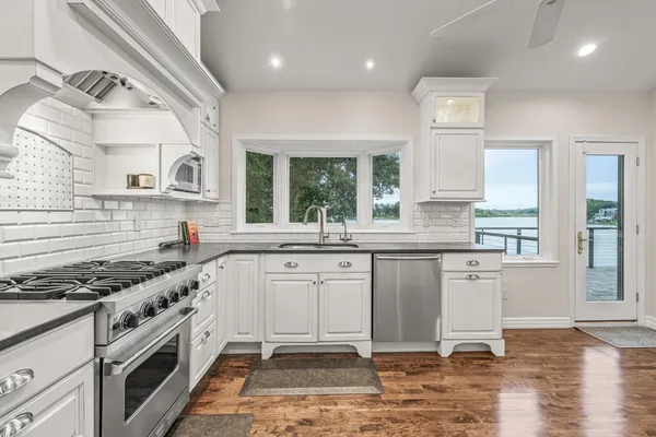 $1,299,000 | 179 Wheaton Avenue, Battle Creek, MI 49015