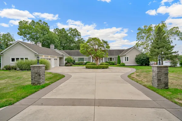 $1,299,000 | 179 Wheaton Avenue, Battle Creek, MI 49015
