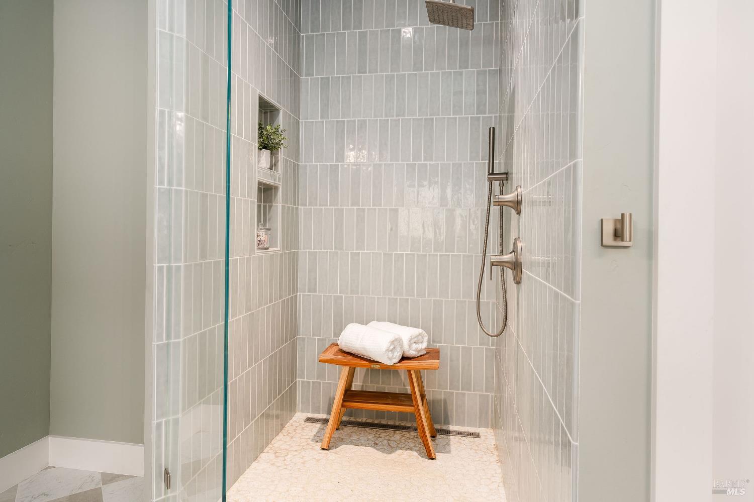 5400 Wragg Canyon Road Napa, CA 94558 - Photo 40 of 68 a bathroom with a shower