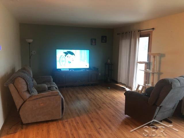 3337 Barnes Road Millington, MI 48746 - Photo 6 of 13 50029508-5.JPG