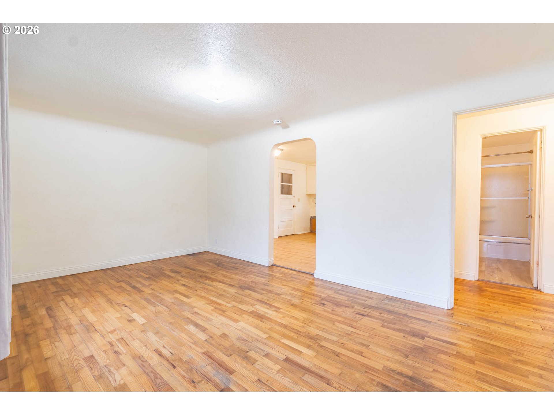 2749 Hilyard Street Eugene, OR 97405 - Photo 2 of 31