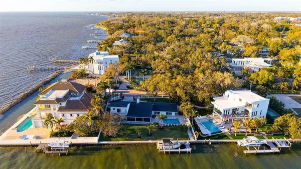 $2,950,000 | 940 Alameda Way, Sarasota, FL 34234