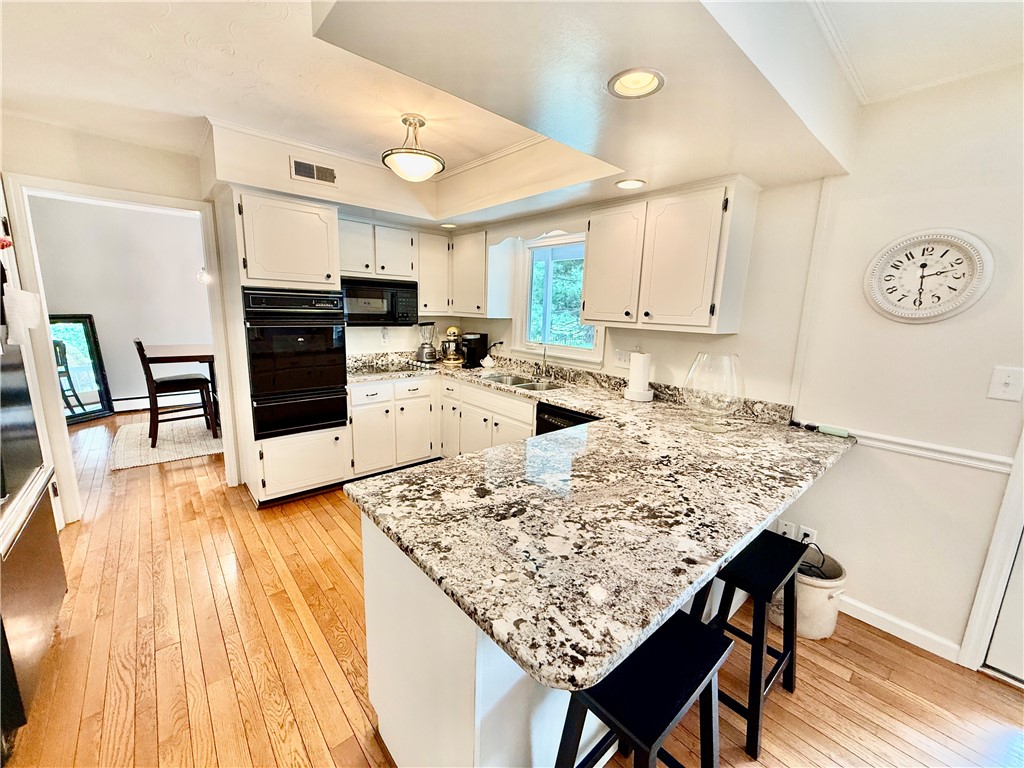 235 West Ash Avenue Decatur, IL 62526 - Photo 12 of 38