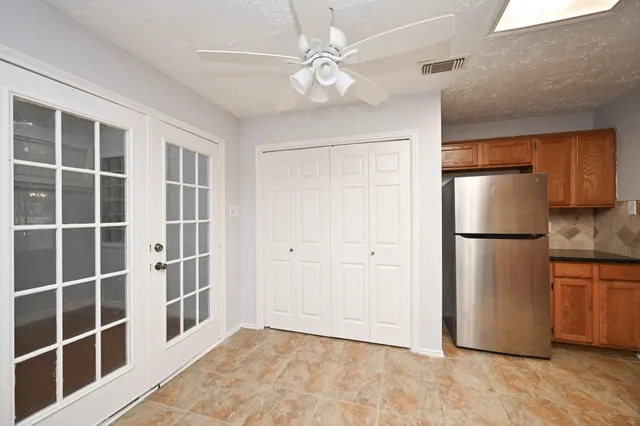 $2,050 | 3551 Santa Rosa Lane, Sugar Land, TX 77478