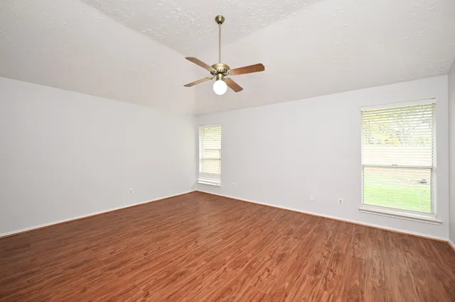 $2,050 | 3551 Santa Rosa Lane, Sugar Land, TX 77478