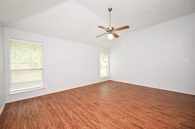 $2,050 | 3551 Santa Rosa Lane, Sugar Land, TX 77478