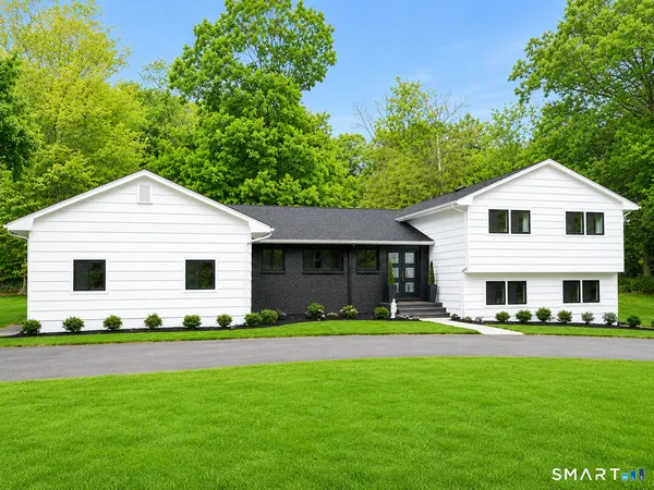 $1,599,000 | 355 Surrey Lane, Fairfield, CT 06824