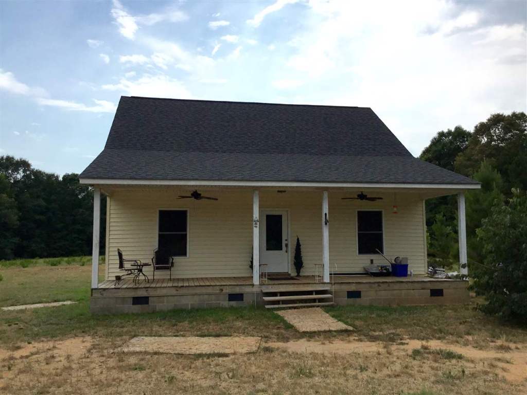 150 Pearman Road Belton, SC 29627 - Photo 1 of 18