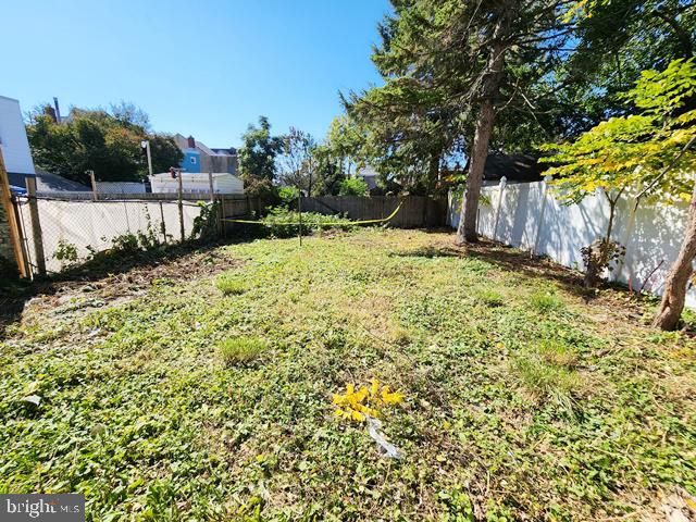 4826 Howell Street Philadelphia, PA 19135 - Photo 3 of 28