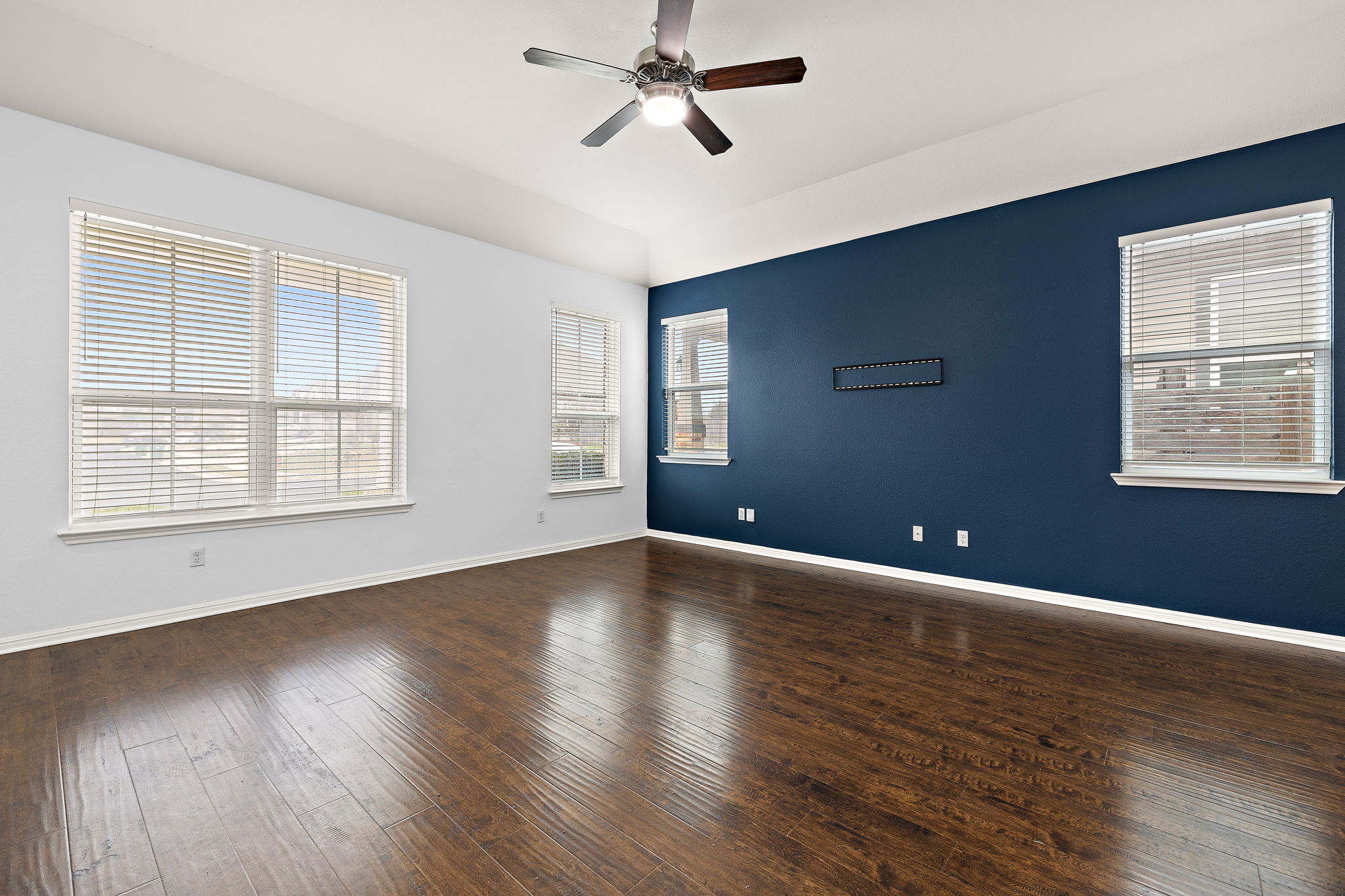 706 Coconut Grove Street Pflugerville, TX 78660 - Photo 5 of 23