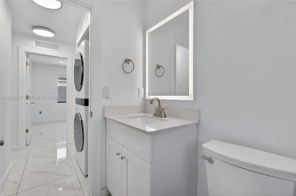 $3,650 | 2490 Northwest 44th Street, Unit 2490, Miami, FL 33142