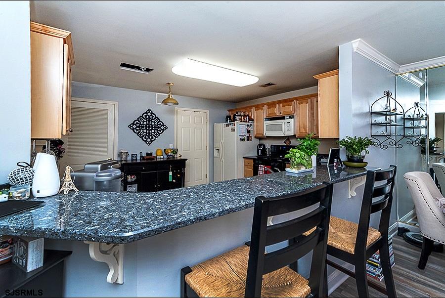 7 Bayside Drive, Unit 7 Somers Point, NJ 08244 - Photo 6 of 23