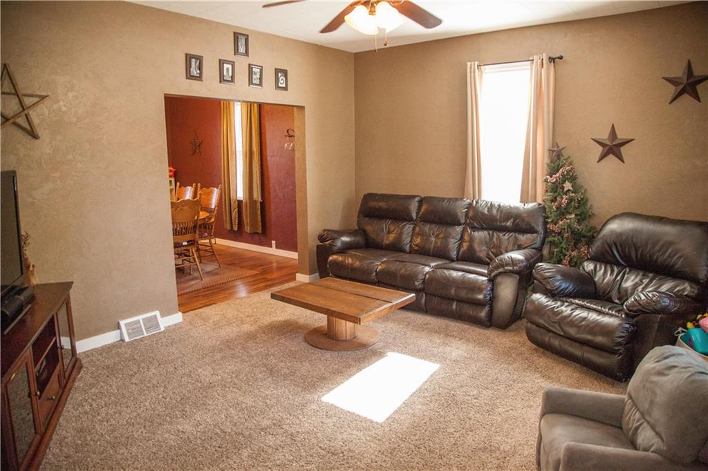 422 Constitution Street Perryopolis, PA 15473 - Photo 12 of 25 Gallery Image 12