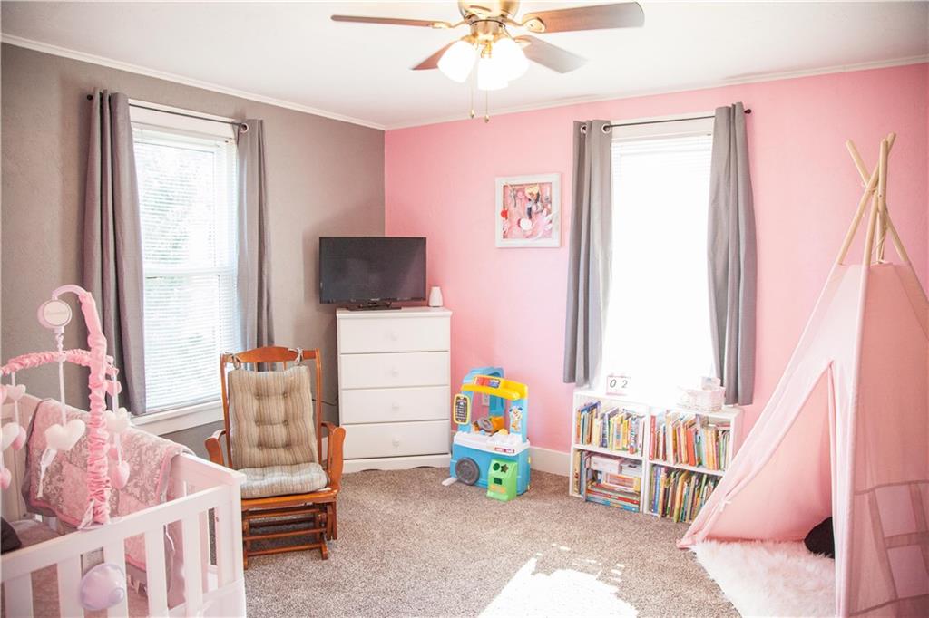 422 Constitution Street Perryopolis, PA 15473 - Photo 17 of 25 Gallery Image 17