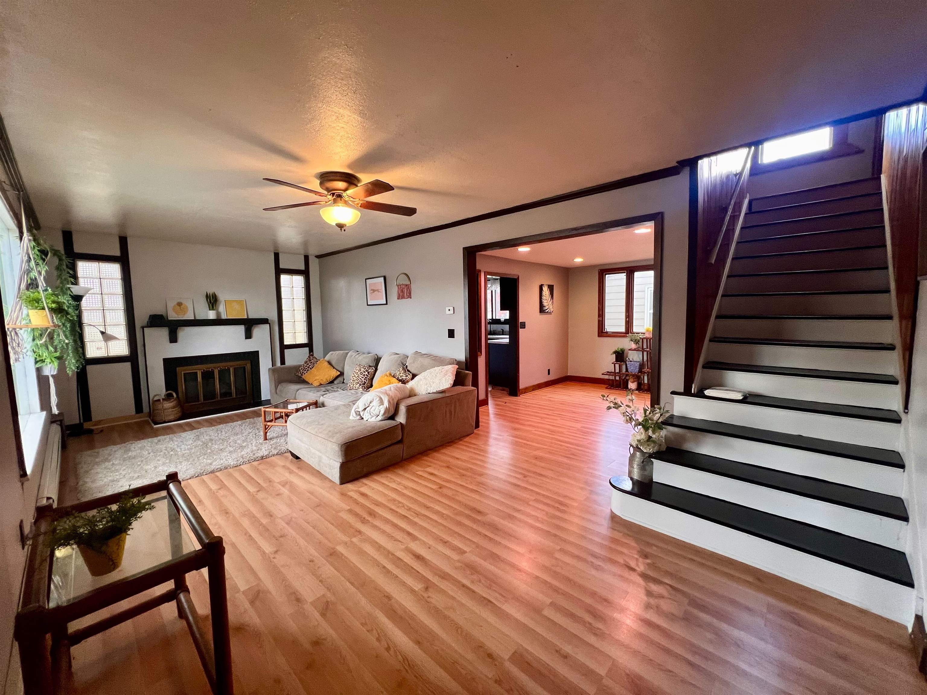 911 7th Avenue South Virginia, MN 55792 - Photo 9 of 24