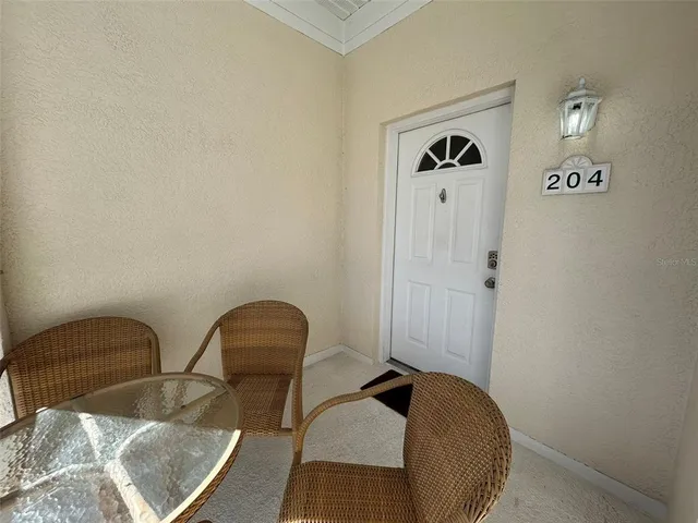 $3,800 | 3605 54th Drive West, Unit 204, Bradenton, FL 34210