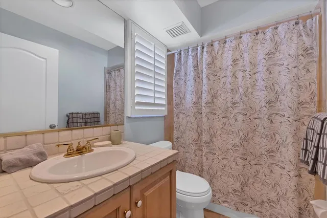 $3,800 | 3605 54th Drive West, Unit 204, Bradenton, FL 34210