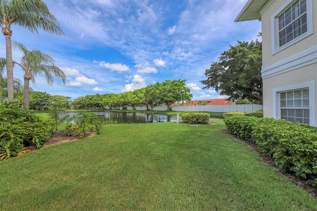 $3,800 | 3605 54th Drive West, Unit 204, Bradenton, FL 34210