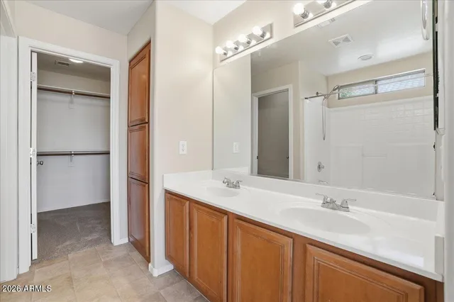 $425,000 | 1915 East Oxford Lane, Gilbert, AZ 85295