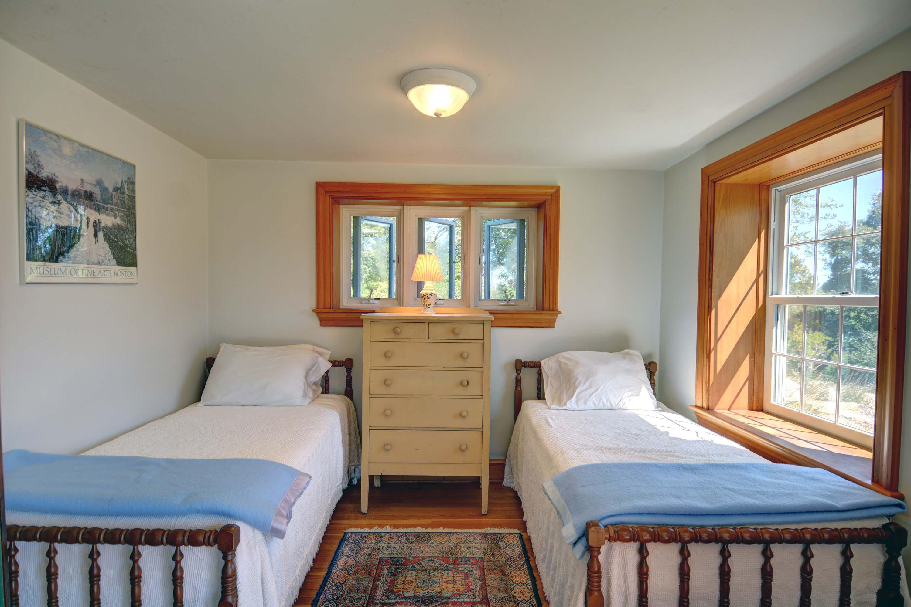 17 High Mark Road Chilmark, MA 02535 - Photo 29 of 52 a bedroom with a bed and a window