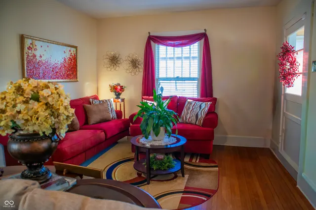 $234,900 | 512 South State Street, North Vernon, IN 47265