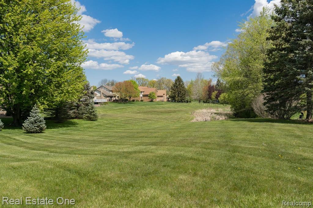 3460 Wedgewood Drive Rochester Hills, MI 48306 - Photo 45 of 47