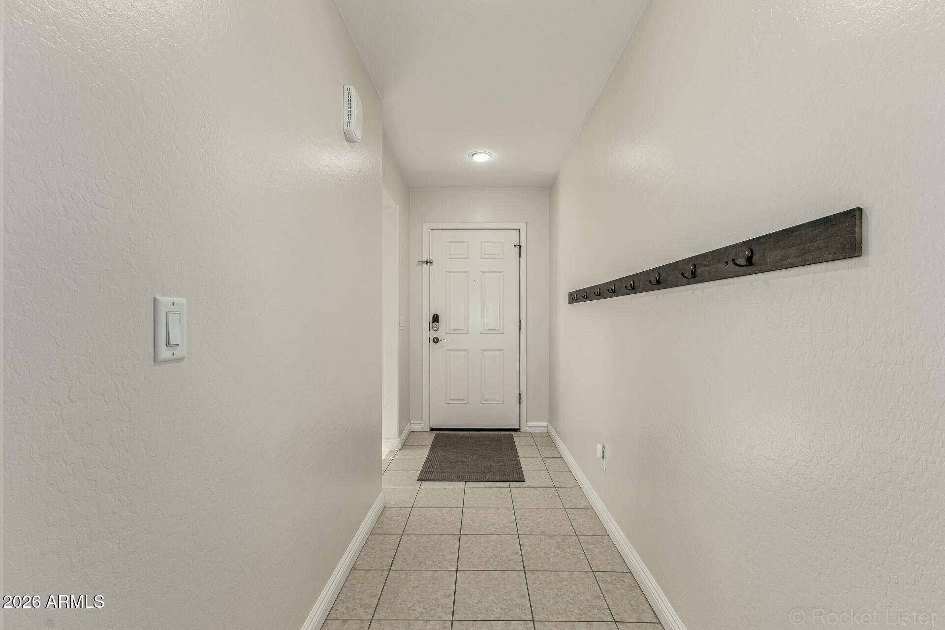 2177 East Gillcrest Road Gilbert, AZ 85298 - Photo 2 of 41 Entry Way