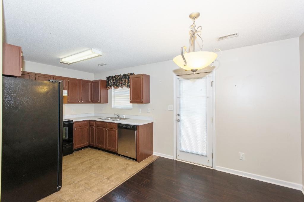 7523 Wheatmeadow Road Corryton, TN 37721 - Photo 6 of 18 Wheatmeadow-013 (1024x683)