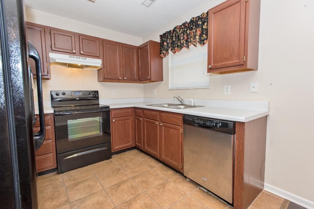 7523 Wheatmeadow Road Corryton, TN 37721 - Photo 7 of 18 Wheatmeadow-016 (1024x683)