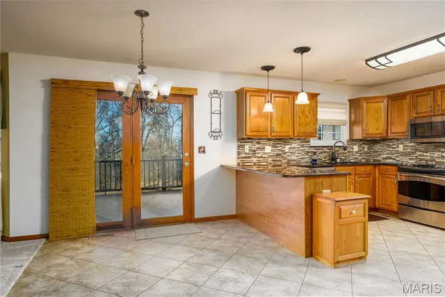 $380,000 | 19 Chelsea Road, Collinsville, IL 62234