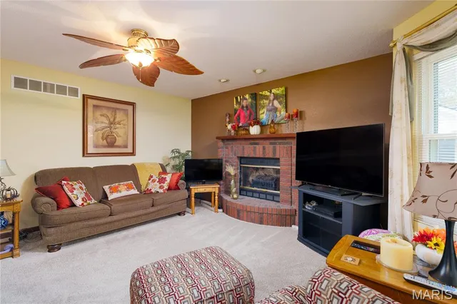 $385,000 | 19 Chelsea Road, Collinsville, IL 62234