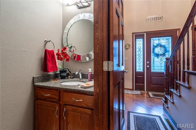 $380,000 | 19 Chelsea Road, Collinsville, IL 62234