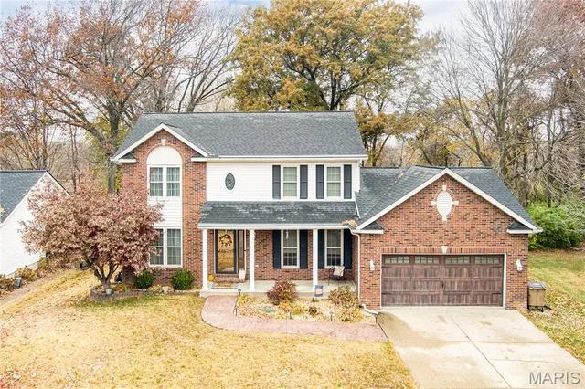 $385,000 | 19 Chelsea Road, Collinsville, IL 62234