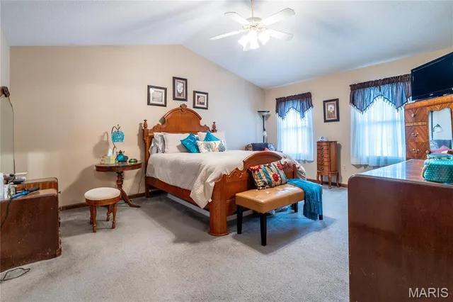 $385,000 | 19 Chelsea Road, Collinsville, IL 62234